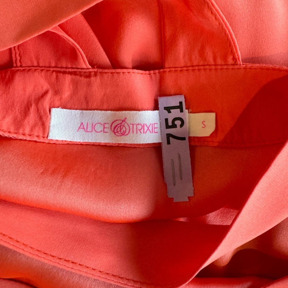 Alice & Trixie silk dress in cantaloupe size S. EUC. - Picture 3 of 4